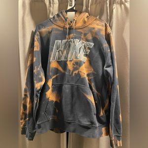 Nike sweatshirt